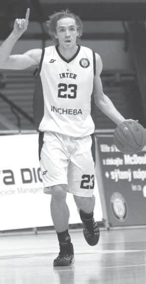 32 BASKETBAL štvrtok 5. 12. 2013 EXTRALIGA BASKETBALISTOV 17. KOLO: Doma uspela len Handlová Prievidžania prekvapili pod Zoborom PROGRAM 18. KOLA SOBOTA 7.