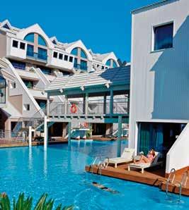Utöver detta finns här gott om aktiviteter och sport, kvällsunderhållning och ett fantastiskt wellnesscenter. All Inclusive för matfantaster Susesi Luxury Resort är känd för sin otroligt delikata mat.