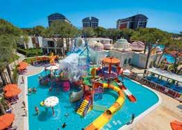 TRENDY LARA Lyxigt familjehotell med unikt läge SUENO DELUXE BELEK Lyxigt familjeparadis med egen golfbana På Trendy Lara finns det en fartfylld vattenpark för både