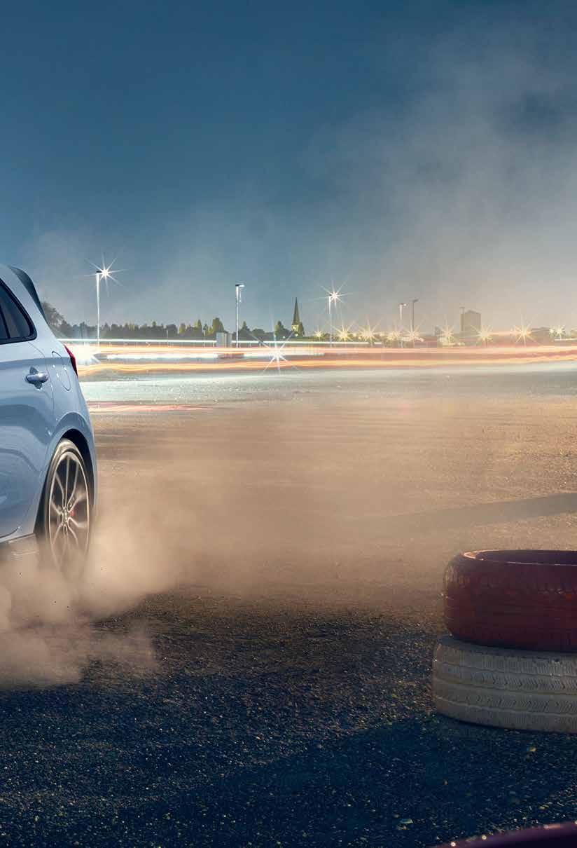 Fostrad på racingbanan. Hyundai inleder en ny era. i30 N är vår första prestandamodell, utvecklad från grunden för att leverera en häpnadsväckande körupplevelse för alla.