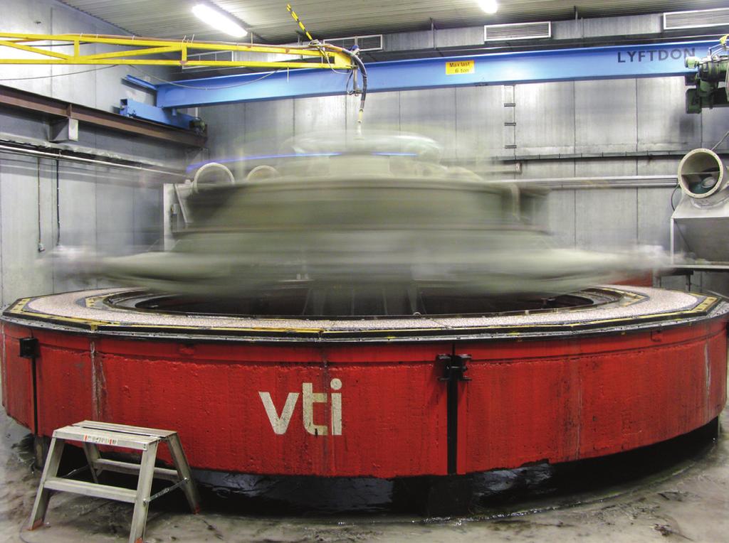 Slitagemätningar i VTI:s provvägsmaskin (PVM) och jämförelser med laboratorietester