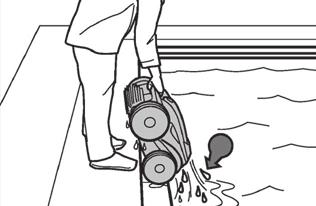3.6 I Avsluta en rengöringscykel Dra inte i kabeln för att ta upp apparaten ur vattnet. Använd handtaget. Låt inte apparaten torka i direkt solljus efter användning.