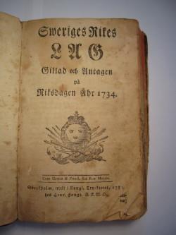 Sverige historisk bakgrund Processuellt: Samma rättegång bot 1614 överinstans Svea hovrätt: brottmål direkt,