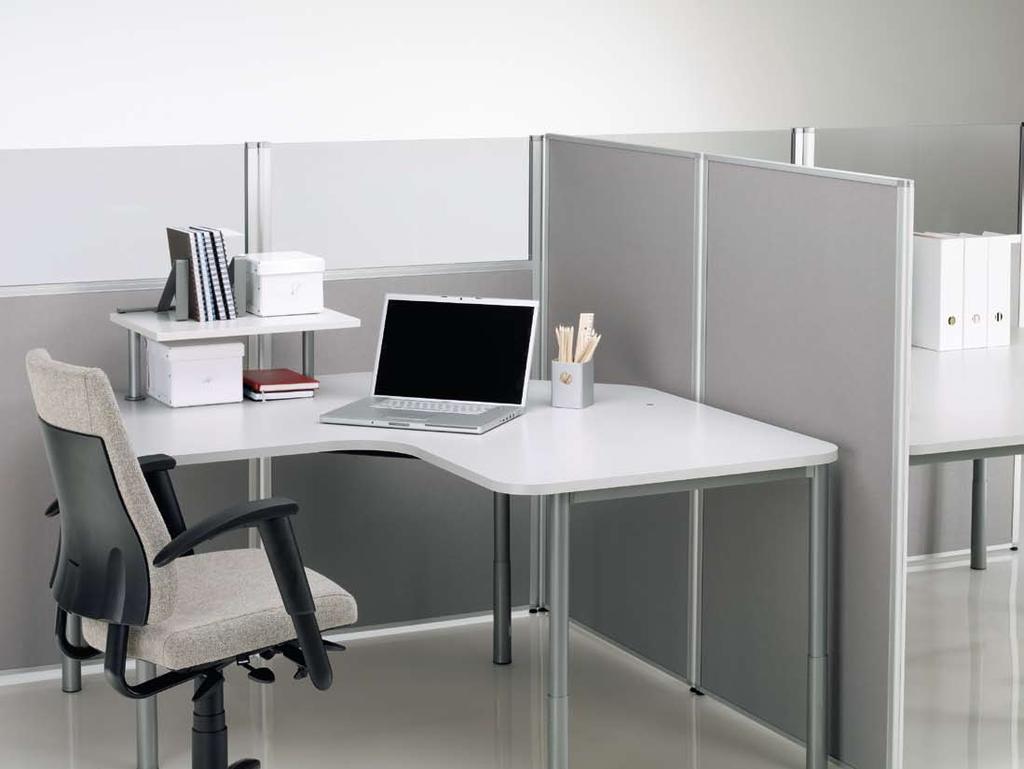 The short Kanvas screens are fixed directly to the desktop.