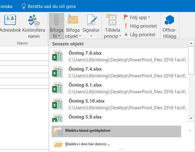 Bifoga senaste dokument Med Outlook 2016 kan du spara tid genom att enkelt hitta och bifoga dina senast använda dokument i dina e- postmeddelanden via rullgardinlistan under gemikonen Bifoga fil.