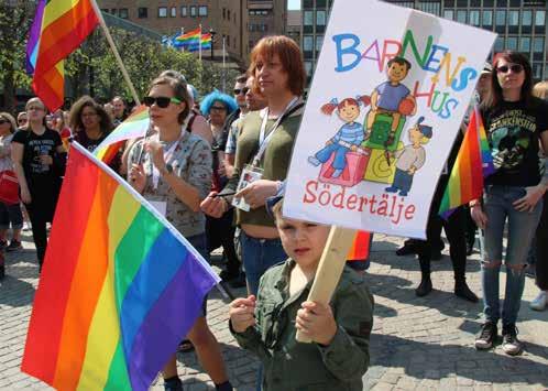 Södertälje Pride 2017. Foto: Mathilda Piehl. och gästföreläsningar med bland annat antirasistiskt fokus.