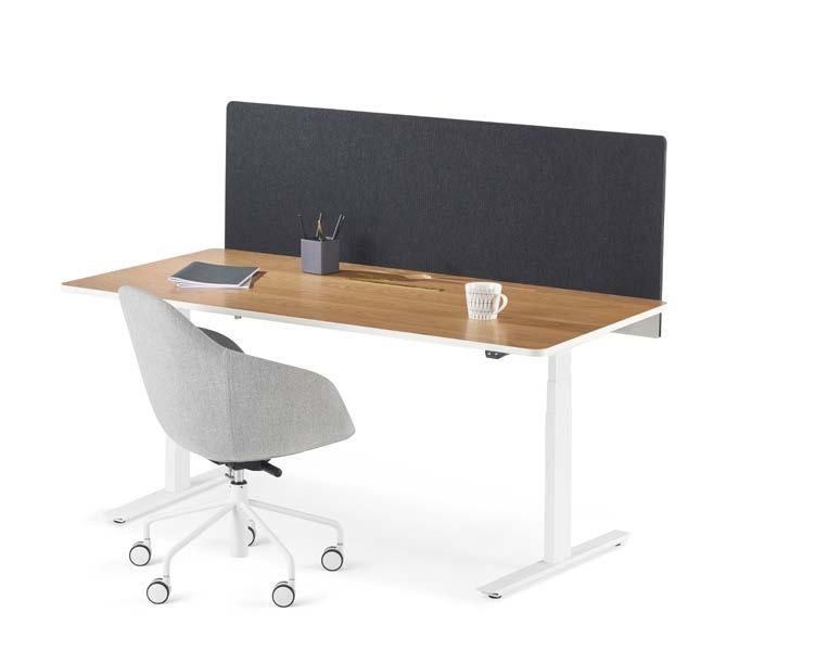 The piece has a distinct character with a less office, more home feeling to it. Combine it with acoustic dampening desk screens made of moulded felt.