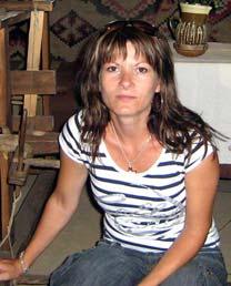Şipote, Miracolul vieţii, în 2009. Tu taci, eu tac... Tu taci, eu tac Şi-ncerc să mă prefac, Azi fugi şi mâine te apropii iar Şi parcă totul e-n zadar.