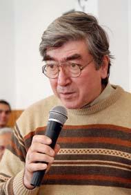 MIHAI MOLEŞAG S-a născut pe 24.10.1951, în Şomova, Tulcea. Este membru fondator al U.E.R.. Preşedinte fondator al Clubului Umoriştilor Tulceni Haz Volume apărute: Epigrame pe.