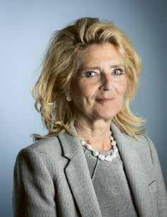 Ledamot sedan 2009. Ordförande i Gränges AB och Herenco AB. Ledamot i: bland annat AxFast AB, Investment AB Latour, Recipharm AB och Beijer-Alma AB. Utbildning: Civilekonom, Lunds Universitet.