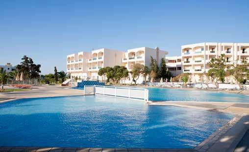 prodajna uspešnica več let širok animacijski program odlična lokacija na plaži KOS Hotel Sovereign