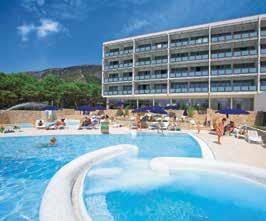 Bluesun hotel Elaphusa 4* 7X polpenzion First Minute cena: od 529 BIOGRAD NA MORU Mobilne hišice Park Soline 4* 7 x najem