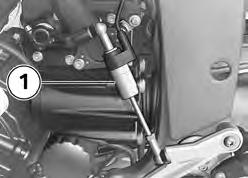z Körning Växling med växlingsassistent FE Växlingsassistent Din motorcykel är utrustad med en växlingsassistent, som utvecklats från tävlingssporten och som möjliggör uppväxling utan kopplings- och