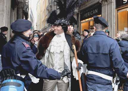 24 STRUČNE Podľa európskeho policajného úradu Europol najmenej 10 000 detských utečencov cestujúcich bez sprievodu sa po príchode do Európy stratilo bez stopy, časť z nich by sa mohla zdržiavať u