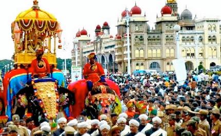 Högtider Dasara infaller under oktober månad och pågår i tio