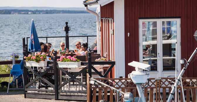 Kanske undrar du hur den spektakulära stenreveln Bönsäcken hamnade just på Hanö?