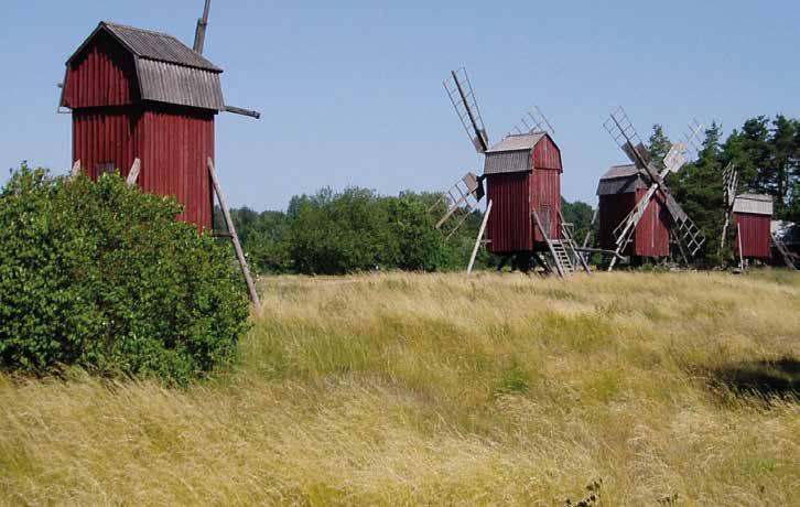 MED HELA ÖLAND OMKRING DIG Bor du i Färjestaden har du hela Öland omkring dig. Det upptäcker allt fler vilket har fått den lilla orten vid brofästet att blomstra.