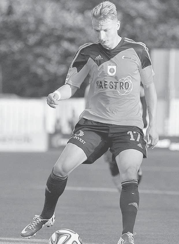 www.sport.sk FUTBAL 7 3. KOLO NAJVYŠŠEJ SÚŤAŽE RUŽOMBEROK DUNAJSKÁ STREDA RUŽOMBEROK: Lešňovský Greššák, Kružliak, Práznovský, A. Lovás Bartoš, M. Nagy Lupták (60. Gerát), Turčák, Mário Almaský (75.