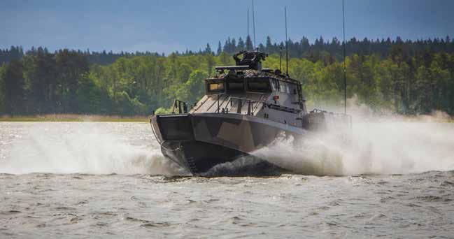 Specialutbildningar Båtförarutbildningen 18 Målet för utbildningen är att utbilda besättningar till brigadens landstigningsfarkoster; Jehu 700-, Jurmo 600- och G-båt 100-.