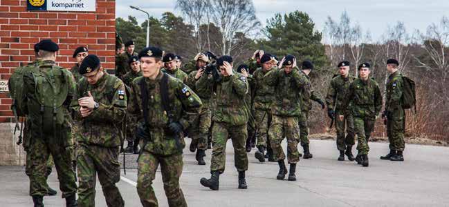 Fritid och permissioner Tjänstgöring Tjänstgöringstiden vid Nylands brigad är 165, 255 eller 347 dygn. En hel del av den här tiden består dock av fritid och permission.