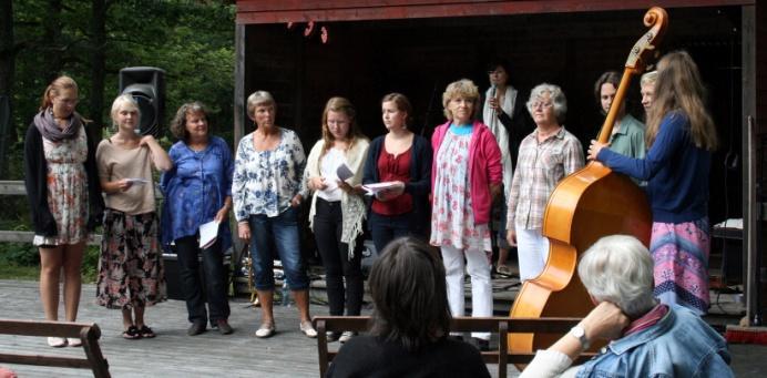 Nytt från Blekinge spelmansförbund Oktober 2012 Duktiga blekingespelmän premierade Först av allt vill vi gratulera två spelmän med blekingeanknytning som lyckades bra vid Zornmärkesuppspelningarna i