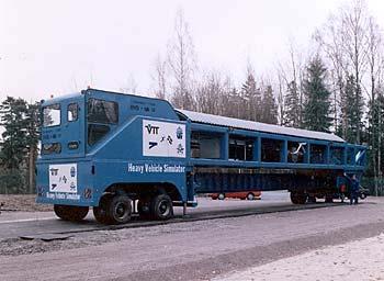 1. Inngangur Skýrsla þessi er samantekt um framkvæmd verkefnisins HVS-Nordic íslensk þátttaka. Hér er greint frá framkvæmdinni frá því undirbúningur hófst og til loka álagsprófana í Svíþjóð.