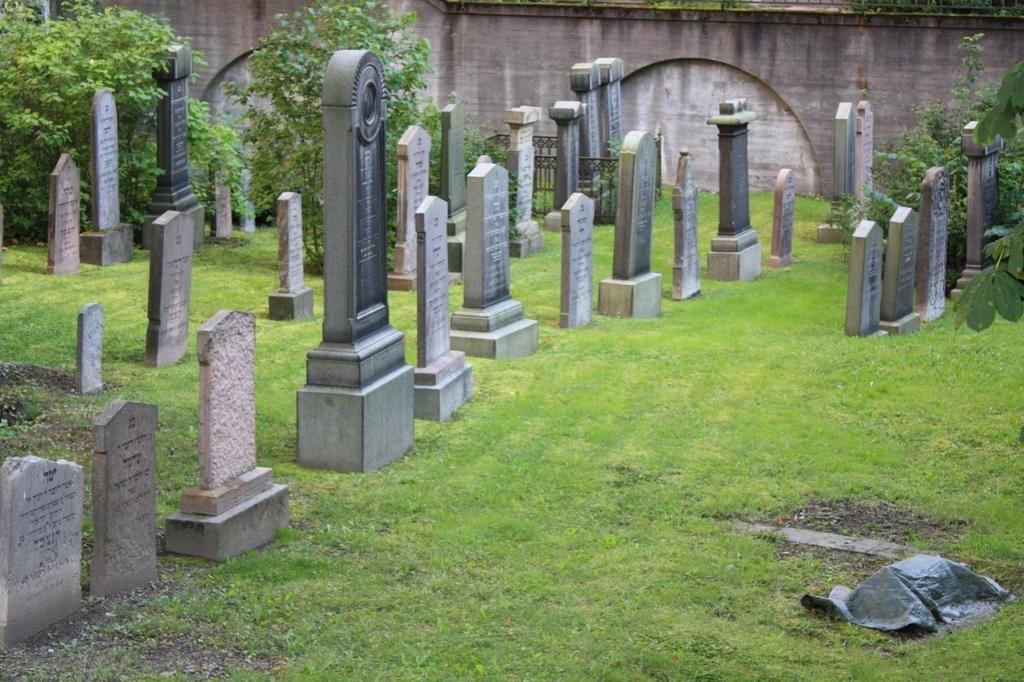 Judar konverterade och döptes redan i början av 1600-talet I Stockholm,