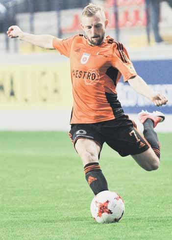 Mohli sme dať aj viac gólov, ale sme spokojní, lebo sme vyhrali. JURAJ JARÁBEK (Zlaté Moravce): Divákom sa futbal musel páčiť, hralo sa hore-dole, šance boli na oboch stranách.