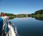 Hej alla Blåvimpelläsare! Vi, Inger och Pelle Forsström har blivit ombedda att berätta om vårt båt åkande i sommar med vår båt Mamy, en 26 fots Westfjord.