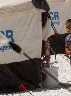 Uttagande av kvotflykting UNHCR identifierar de mest behövande och presenterar det för MV MV bedömer behovet av skydd i varje ärende.