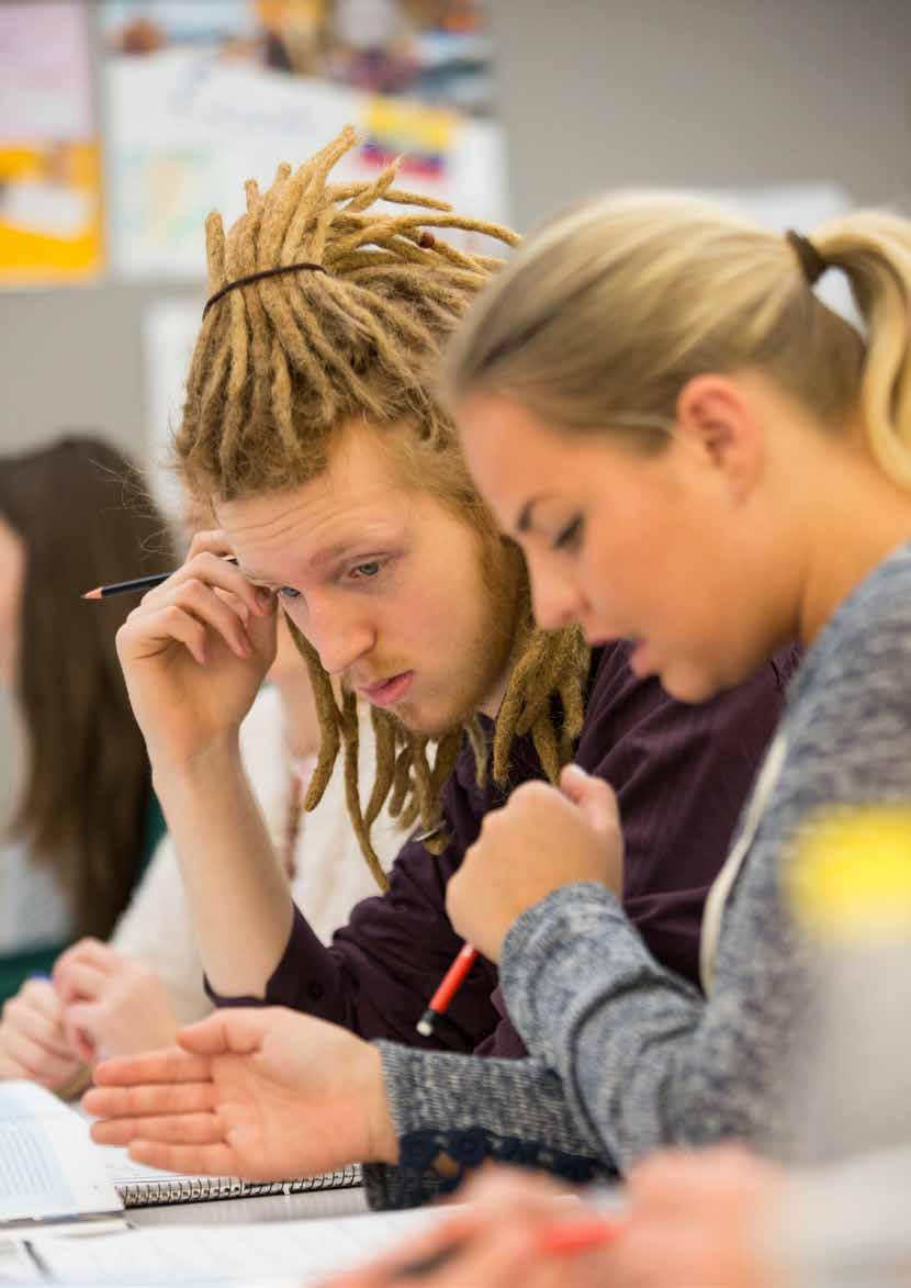 Resultat Gymnasieskola AcadeMedias gymnasieverksamhet AcadeMedia driver ca 100 gymnasieskolor runt om i landet, med både högskoleförberedande och yrkesinriktade