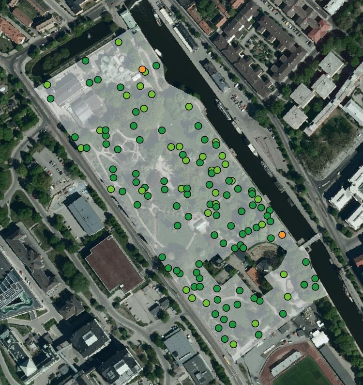 2017:02 Stadsträdgården Uppsala situation: Genomsnittligt antal skräpföremål per 10 m 2 fördelat efter upplevd skräpsituation Upplevd skräpsituation % Placera bild här Ej nedskräpad 0,2 F 71 Lätt