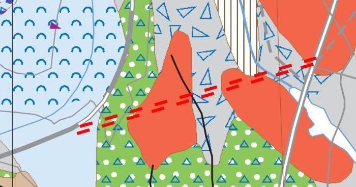 Längs hela sträckan för planerat triangelspår utgörs jorden av friktionsjord, morän och grus. Som ovan förekommer mycket block och berg i dagen. Figur. SGU:S jordartskarta.