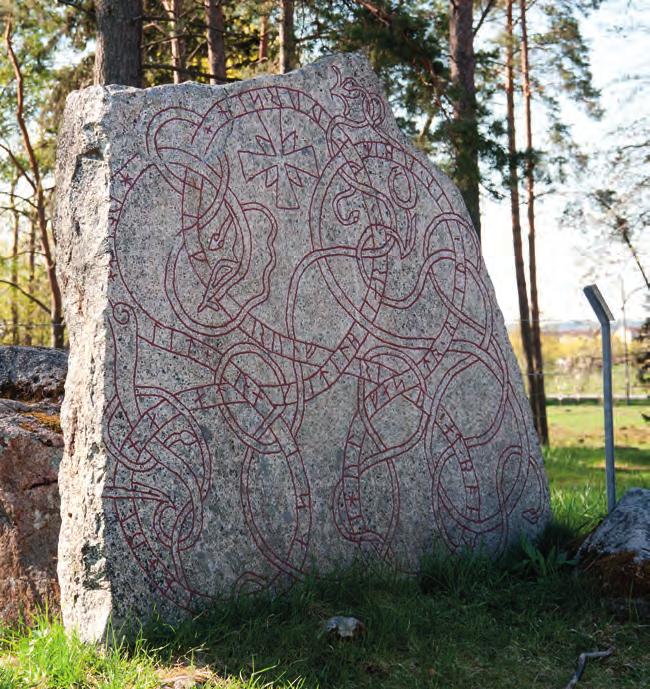 سنگ رون سنگی است با خط های منحنی. رون ها حروفی هستند که بیشتر از ۱۰۰۰ سال قدامت دارند. تاریخ سویدن از عصر یخبندان تا امروز عکس: Colourbox عهد عتیق عهد عتیق دوران بسیار قدیمی بود.