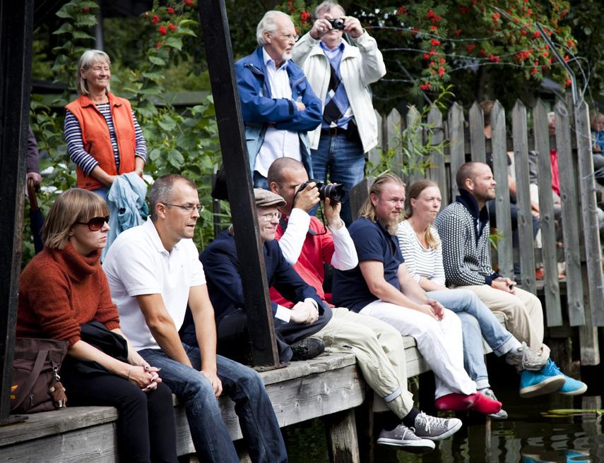 allmänheten denna dag och delar med sig av klubbens