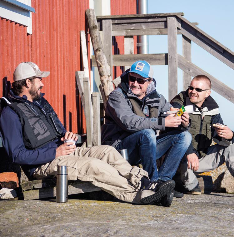 60 CABIN En drömbåt för dig som vill njuta av den nordiska båtsäsongen under hela dess längd från islossningen till isläggningen.