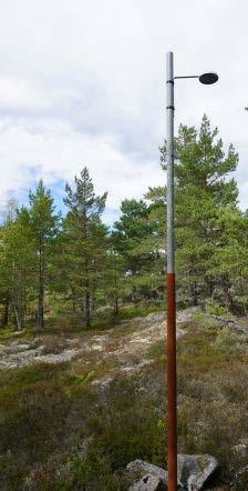 Mätningar i skogen Under trädkronorna i skogen mäts krondropp, som ger ett summerat mått på både våt- och torrdeposition, vilket dock för vissa ämnen måste korrigeras för samverkan