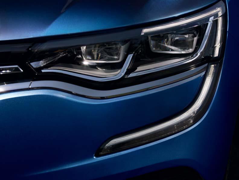 Tydliga karaktärsdrag Varje detalj bidrar till att förstärka bilens personlighet. Designen hos Renault Talisman framhävs av eleganta 19-tumsfälgar* och kromade takrails.