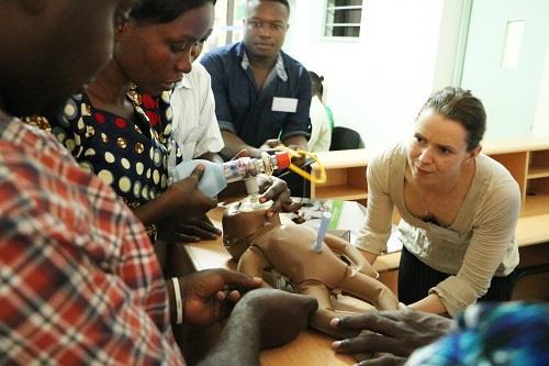 Vad vi har gjort under 2017 Träning - En kurs i VSDT, Vital Signs Directed Therapy, vid Muhimbili National Hospital i Dar es Salaam i januari, med 82 deltagare.