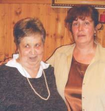 I Z Æ I V L J E N J A N A Ø I H Æ U P N I J Darinka Ribiœ z mamo Tilko rojstni dan gospe Angele Roænaj. Angela je vsa leta œlanica naøe skupnosti in dolga leta œlanica cerkvenega odbora.