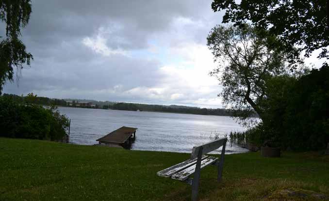 Grönplan för Strängnäs kommun del B4 Samrådshandling 2017-09-13 / 23 Bilaga 8:167 6.3 Landskapskaraktär Strandkil mellan bebyggelse i Stallarholmen.