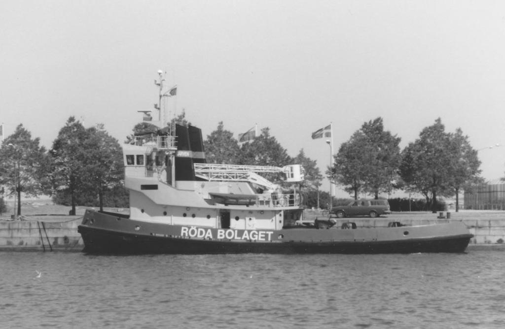 Bogserbåten JÄRVEN Inköpt som isbrytande bogserbåt 1973 av Malmö Bogser AB.