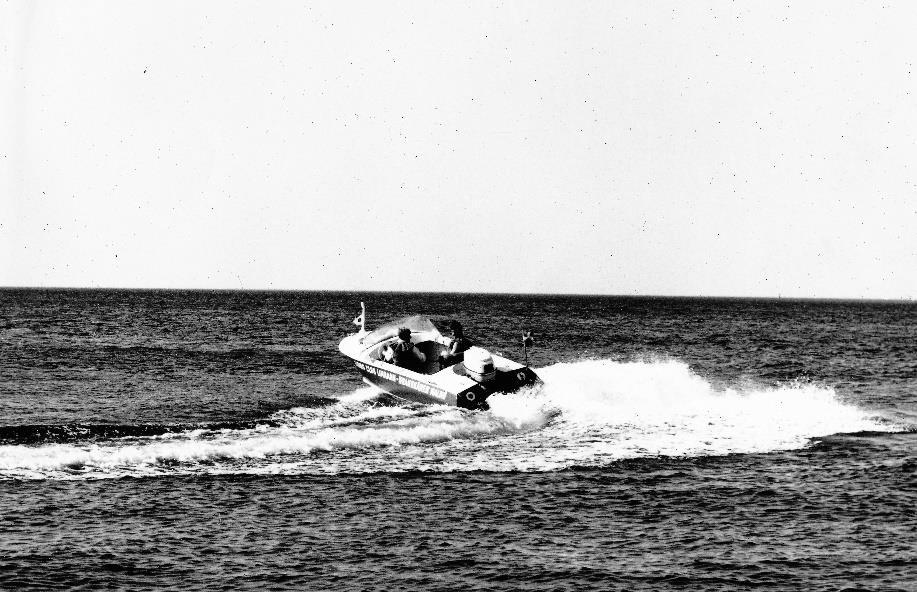 På 1960-talet skaffades två motordrivna räddningsbåtar samt en som var sponsrad av Lions Club i Limhamn.