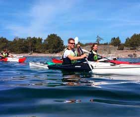 PADDLE When you paddle, you come close to nature in a very special way and here in the archipelago of Östergötland there are paddling possibilities that suit everyone.