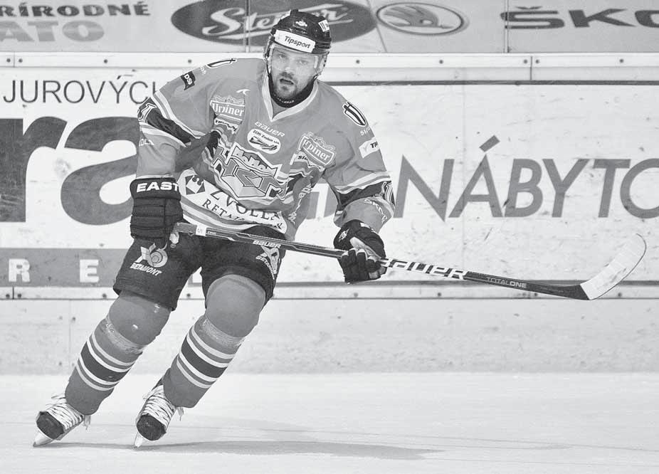 www.sport.sk HOKEJ 13 PO SIRÉNE Predsezónne vyhlásenia Zvolenčanov hovorili o ambíciách pohybovať sa v tabuľke do štvrtého miesta.
