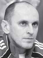 www.sport.sk HÁDZANÁ 29 už 11 ligových zápasov po sebe už nehráme Narodil sa 22. apríla 1983 v Rožňave. Od roku 1991 je ako hráč, hrajúci tréner a tréner spojený s košickou hádzanou.