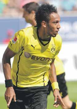 www.sport.sk FUTBAL 15 Prvý Gabunčan v bundeslige dosiahol hetrik hneď pri svojom debute Rýchlejší ako Bolt!? Rozprávkový úvod prežil v drese Borussie Dortmund útočník Pierre-Emerick Aubameyang.