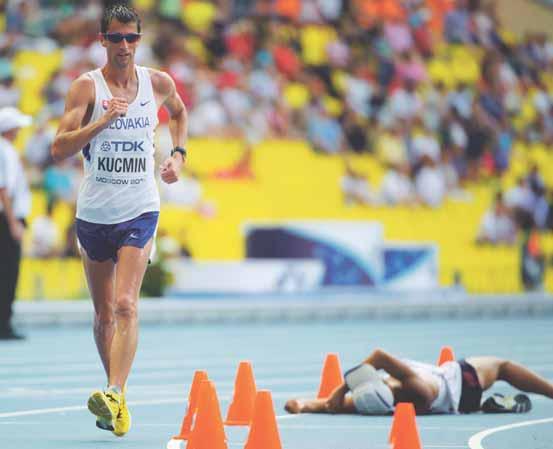 30 ATLETIKA pondelok 12. 8. 2013 14. MAJSTROVSTVÁ SVETA V ATLETIKE MOSKVA 10. 18. AUGUSTA 2013 Návrat Bolta na trón za 9,77!