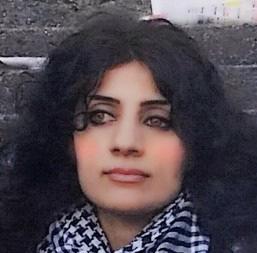 ١٣ بابا نان داد مادر در باران ا مد ليلی پاکسار ھوای اتاق مهآلود است.