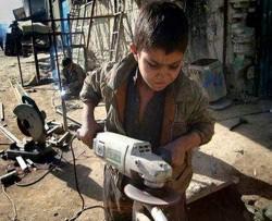 ٢٠ پيمان که پس از ١٠ سال گفتگو ميان کشورھای عضو سازمان ملل در سال ١٩٨٩ ميالدی تدوين شد و در سال ١٩٩٠ به اجرا درآمد به طور کلی چھار محور بقا رشد حمايت و مشارکت را در ارتباط با کودکان مورد توجه قرار